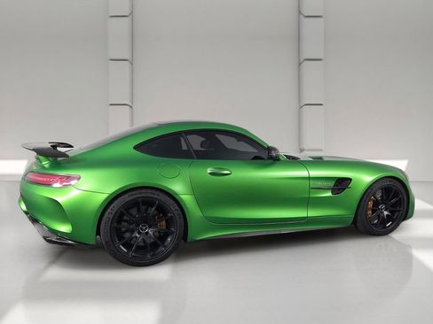 Used 2018 Mercedes-Benz AMG GT R image 6