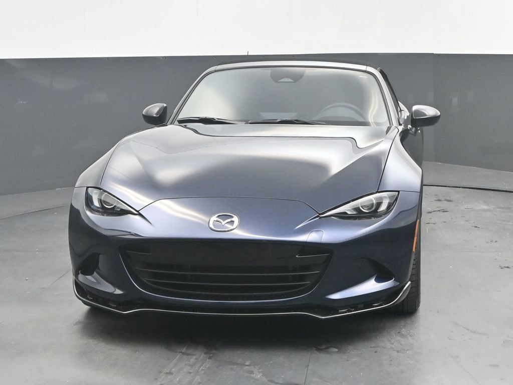 Used 2025 MAZDA MX-5 Miata Club RWD image 10
