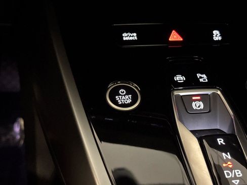 New 2026 Audi Q4 e-tron Premium Plus AWD/4WD image 22