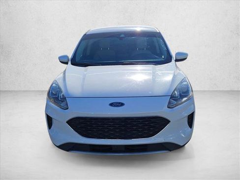 Used 2020 Ford Escape SE image 2