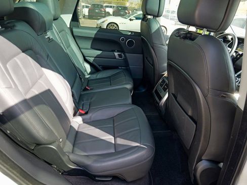 Used 2022 Land Rover Range Rover Sport SE image 30