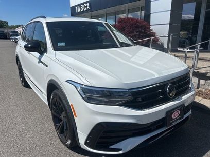 Used 2023 Volkswagen Tiguan SE R-Line