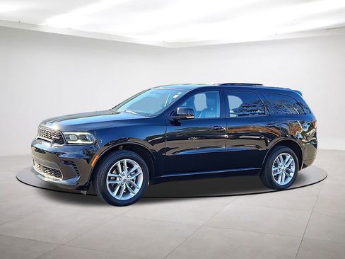 Used 2024 Dodge Durango GT image 3