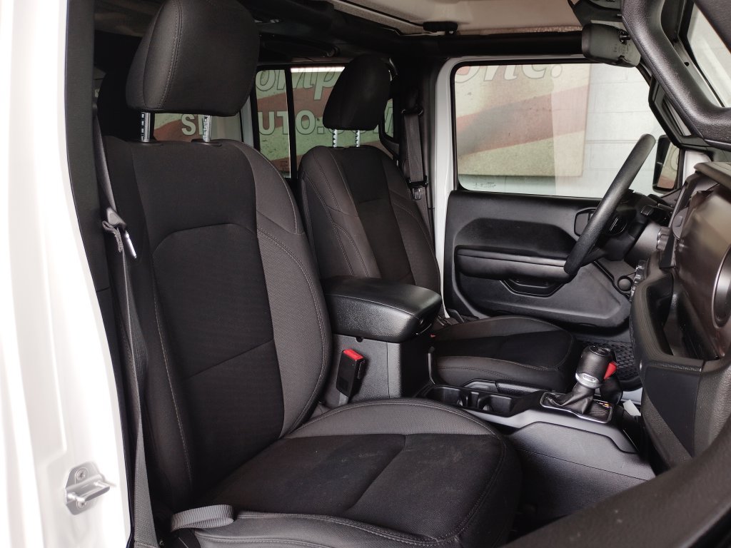 Used 2020 Jeep Wrangler Unlimited Sport AWD/4WD image 13