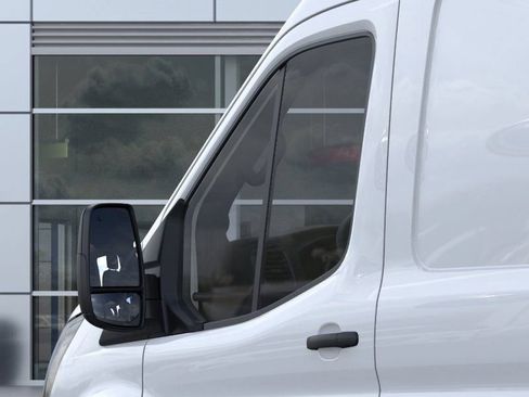 New 2026 Ford Transit 250 148 Medium Roof w/ Load Area Protection Package RWD image 20