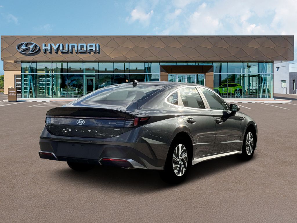 Used 2026 Hyundai Sonata Blue FWD image 7