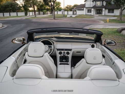 Used 2026 Bentley Continental GTC AWD/4WD image 60