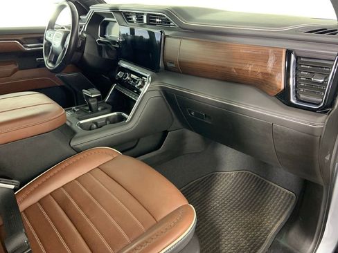 Used 2024 GMC Sierra 1500 Denali Ultimate image 17