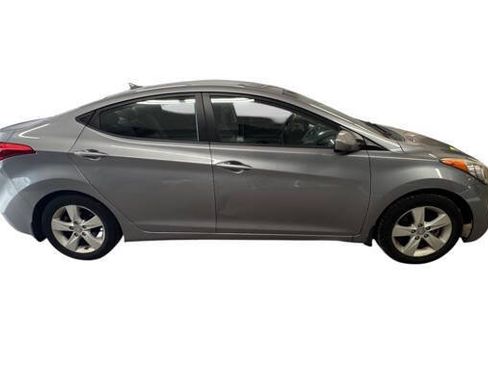 Used 2013 Hyundai Elantra GLS w/ Preferred Pkg FWD image 7