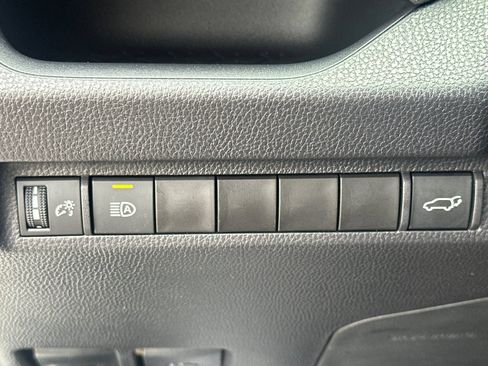 Used 2025 Toyota RAV4 XLE w/ Convenience Package AWD/4WD image 31