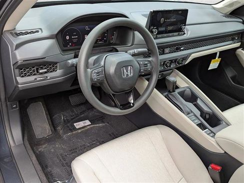 New 2025 Honda Accord SE image 3