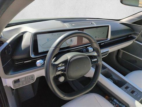 Used 2023 Hyundai Ioniq 6 SEL image 10