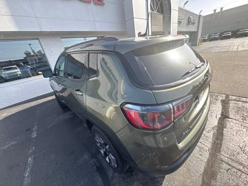 Used 2021 Jeep Compass Latitude w/ Sun and Sound Group AWD/4WD image 13