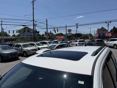 Used 2015 Jeep Grand Cherokee Limited AWD/4WD image 23