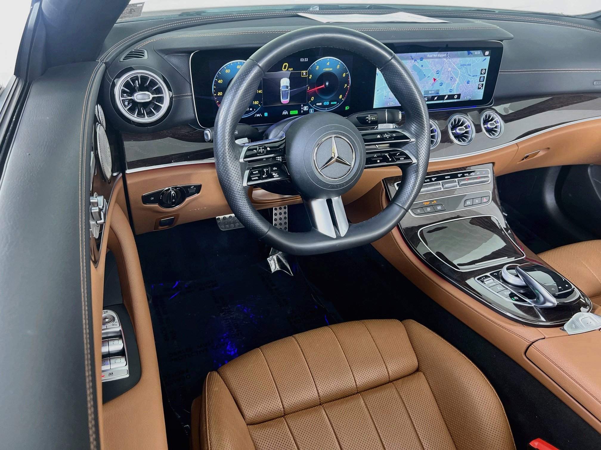 Used 2023 Mercedes-Benz E 450 4MATIC Cabriolet image 21