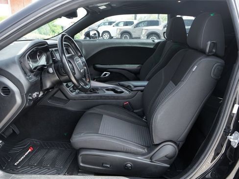 Used 2023 Dodge Challenger SXT RWD image 18