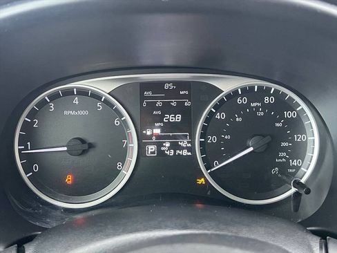 Used 2024 Nissan Kicks S FWD image 12
