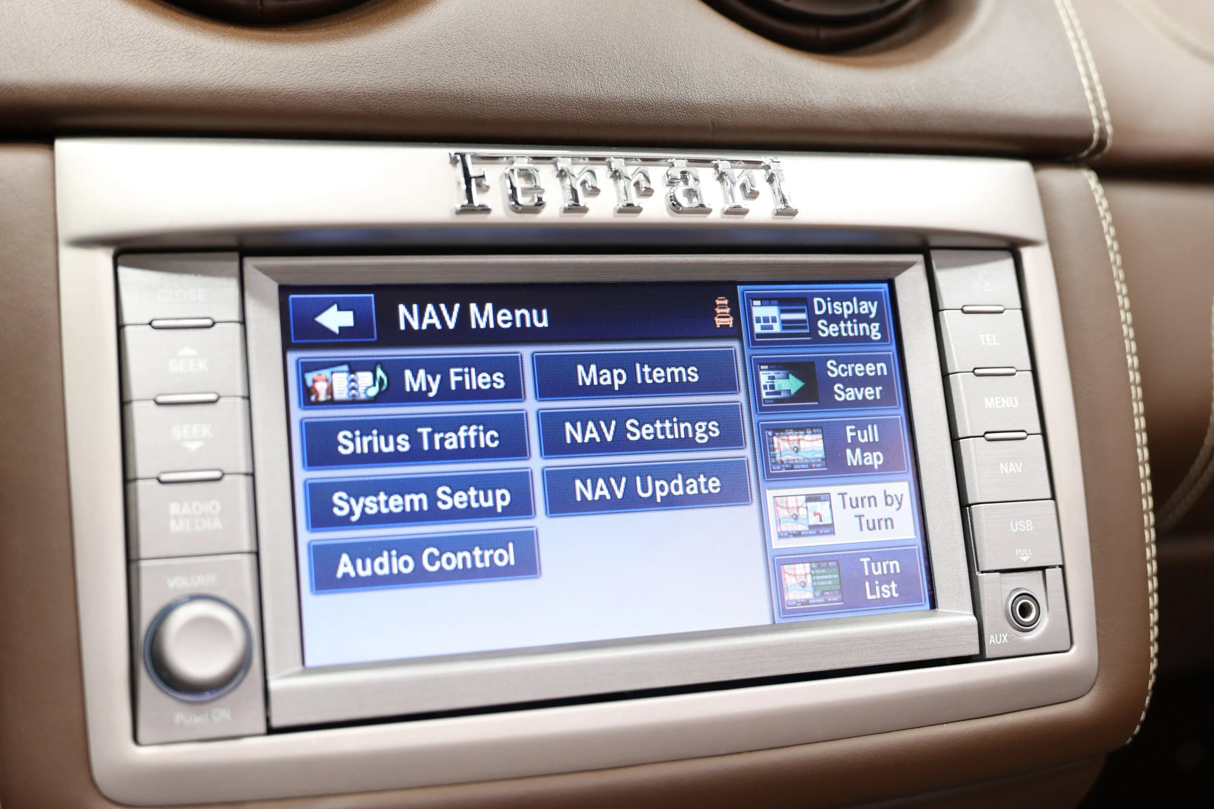 Used 2010 Ferrari California RWD image 49