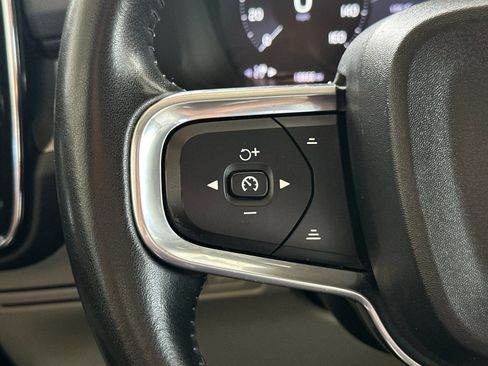 Used 2019 Volvo XC40 T5 Inscription AWD/4WD image 28