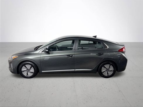Used 2021 Hyundai Ioniq SE FWD image 9