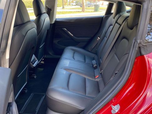 Used 2018 Tesla Model 3 Long Range image 34