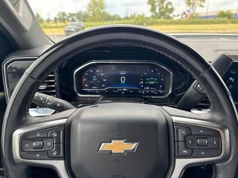 Used 2024 Chevrolet Silverado 2500 LT AWD/4WD image 8