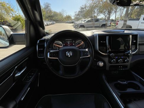 Used 2024 RAM 1500 Laramie image 11