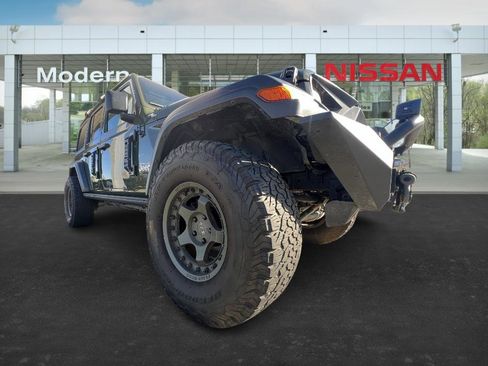 Used 2021 Jeep Wrangler Unlimited Sport image 16