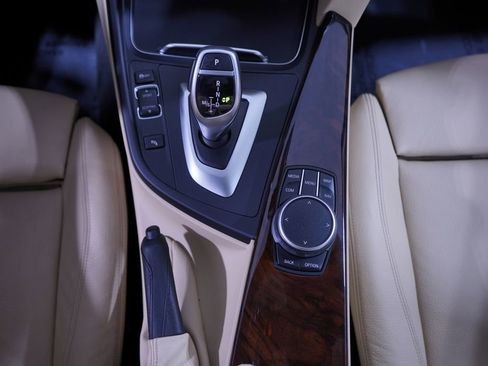 Used 2020 BMW 440i Coupe w/ M Sport Package image 14