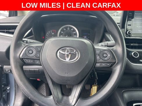 Used 2022 Toyota Corolla LE FWD image 12