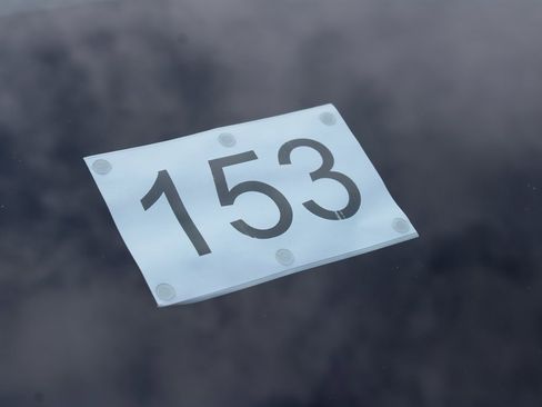 Used 2015 Volkswagen Golf TDI S image 10