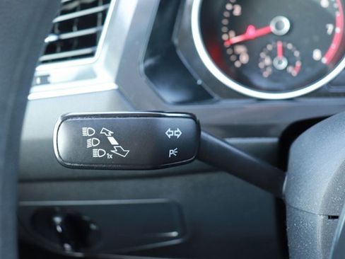 Used 2020 Volkswagen Tiguan S FWD image 21