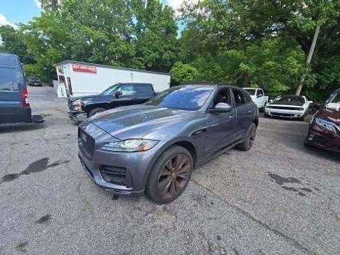 Used 2019 Jaguar F-PACE R-Sport AWD/4WD image 2