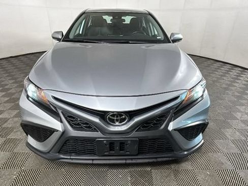 Used 2024 Toyota Camry SE FWD image 8