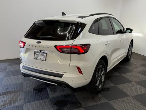 Used 2024 Ford Escape ST-Line w/ Tech Pack #1 FWD image 11