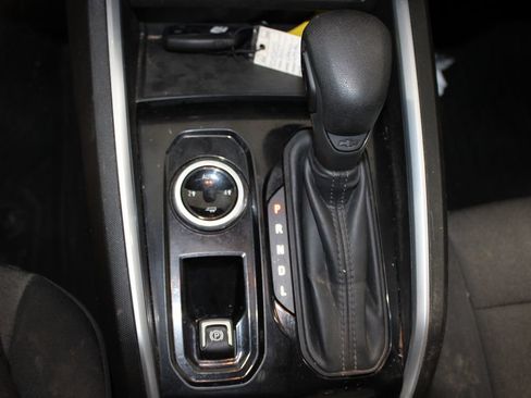 Used 2023 Chevrolet Colorado W/T w/ WT Convenience Package II AWD/4WD image 27