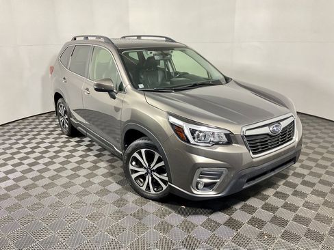 Used 2020 Subaru Forester Limited image 4