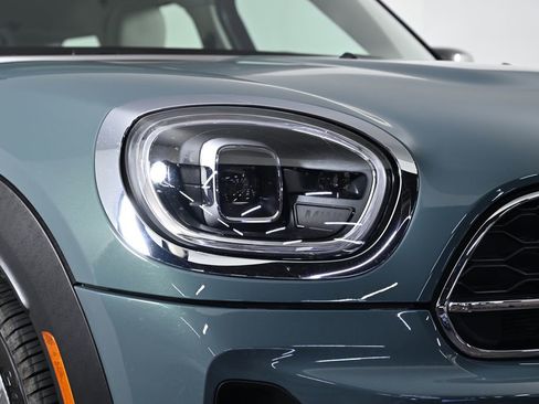 Used 2024 MINI Cooper Countryman S w/ Signature Upholstery Package FWD image 10