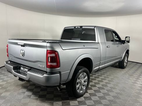 Used 2024 RAM 2500 Limited AWD/4WD image 7