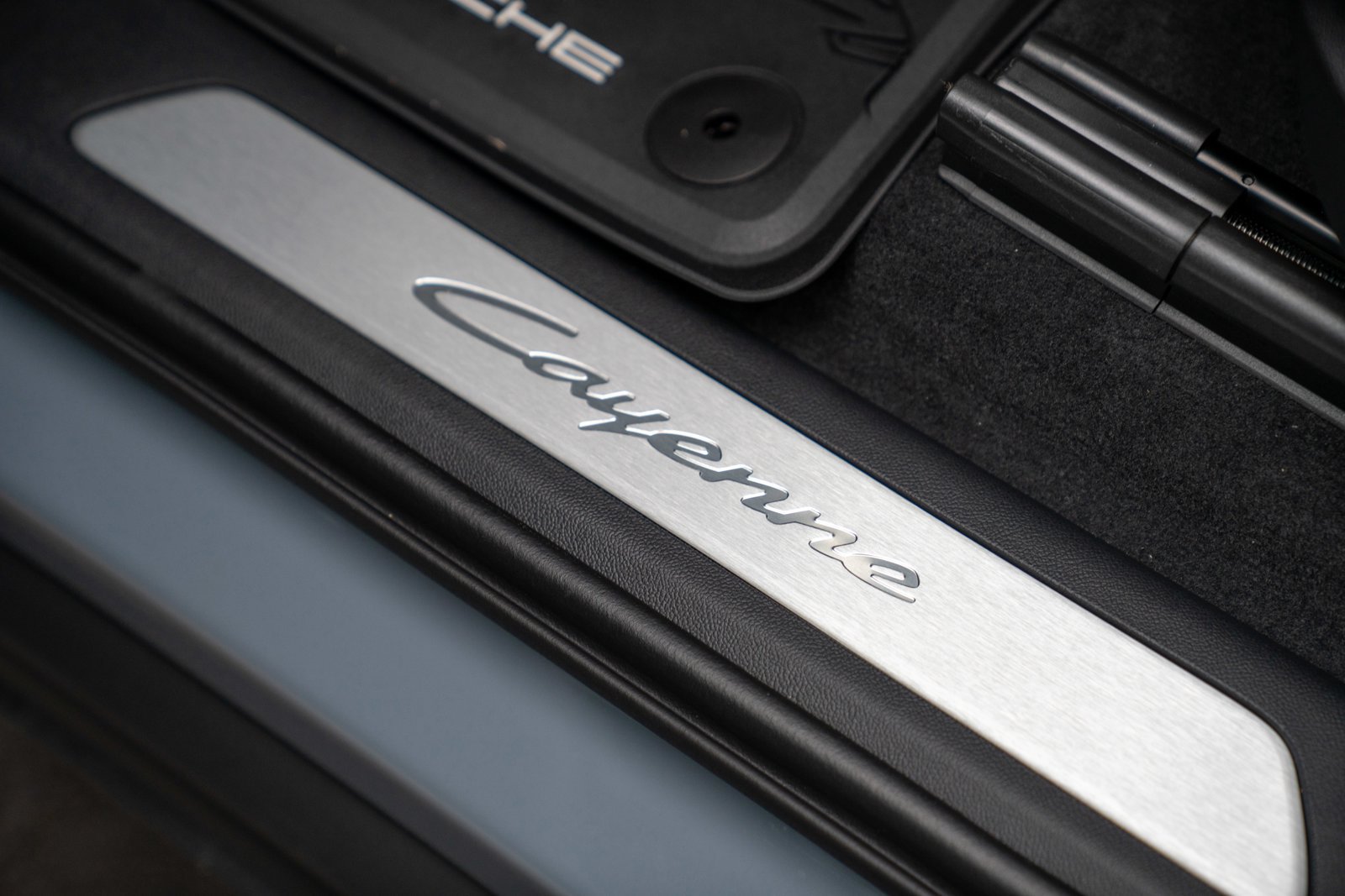 Certified 2026 Porsche Cayenne AWD/4WD image 12