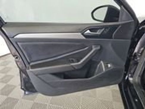 Used 2024 Volkswagen Jetta S image 7