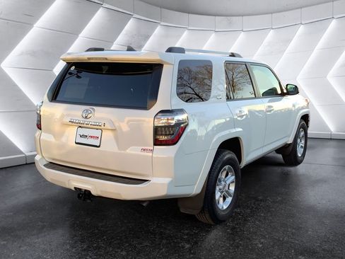 Used 2024 Toyota 4Runner SR5 RWD image 4