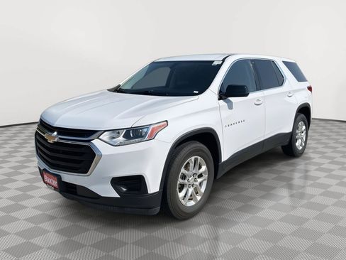 Used 2019 Chevrolet Traverse LS AWD/4WD image 2