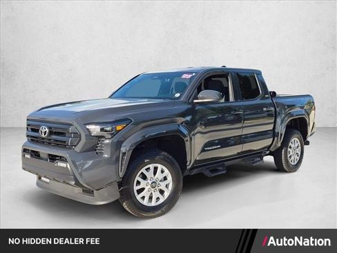 Used 2025 Toyota Tacoma SR5 AWD/4WD image 1