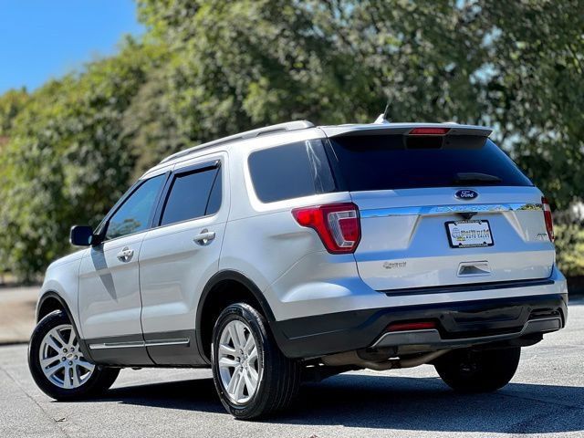 Used 2019 Ford Explorer XLT w/ Equipment Group 202A AWD/4WD image 10