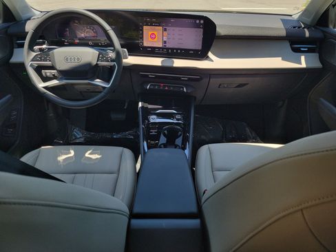New 2026 Audi Q3 quattro 2.0T AWD/4WD image 13