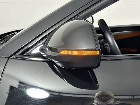 Used 2020 Lamborghini Urus image 20