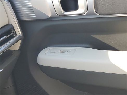 New 2026 Hyundai Santa Fe SE image 30