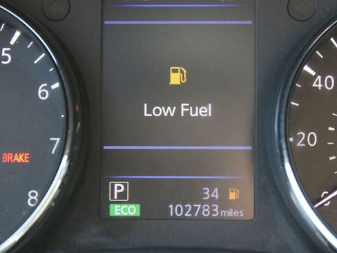 Used 2018 Nissan Rogue SL image 20