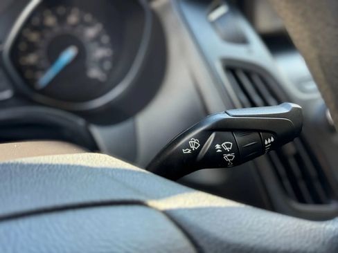 Used 2017 Ford Focus S image 19